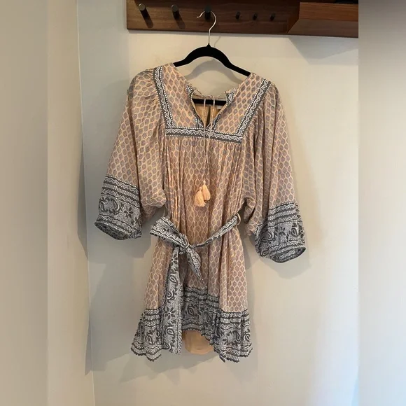 CLEOBELLA Magdalena Mini Dress in Scallop Block Print. Size medium - Picture 3 of 9